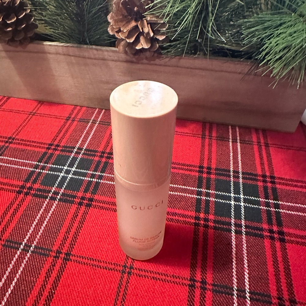 Gucci Silk Priming Serum